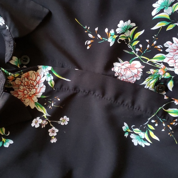 H&M button down - Picture 3 of 3